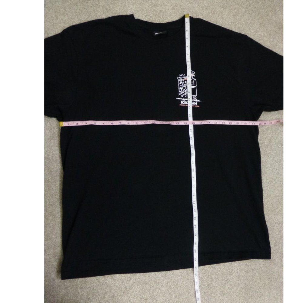 Ice Cream Black T-Shirt "Premium Quality Cold Goods. We'll Come to You" Graphic - Picture 7 of 9